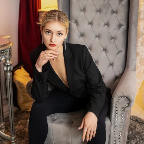 Marina: Sinnliche Fotoshootings & kreative Portraits in NRW
